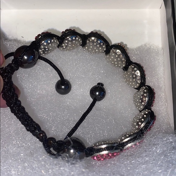 Beautiful Hematite and Crystal Heart Bracelet - Picture 3 of 3